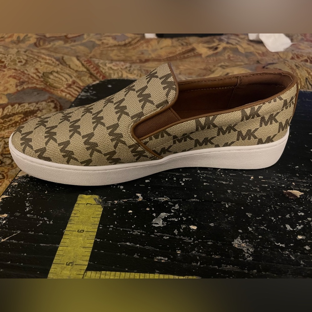 Michael Kors Keaton Slip on Loafers - Picture 5 of 6